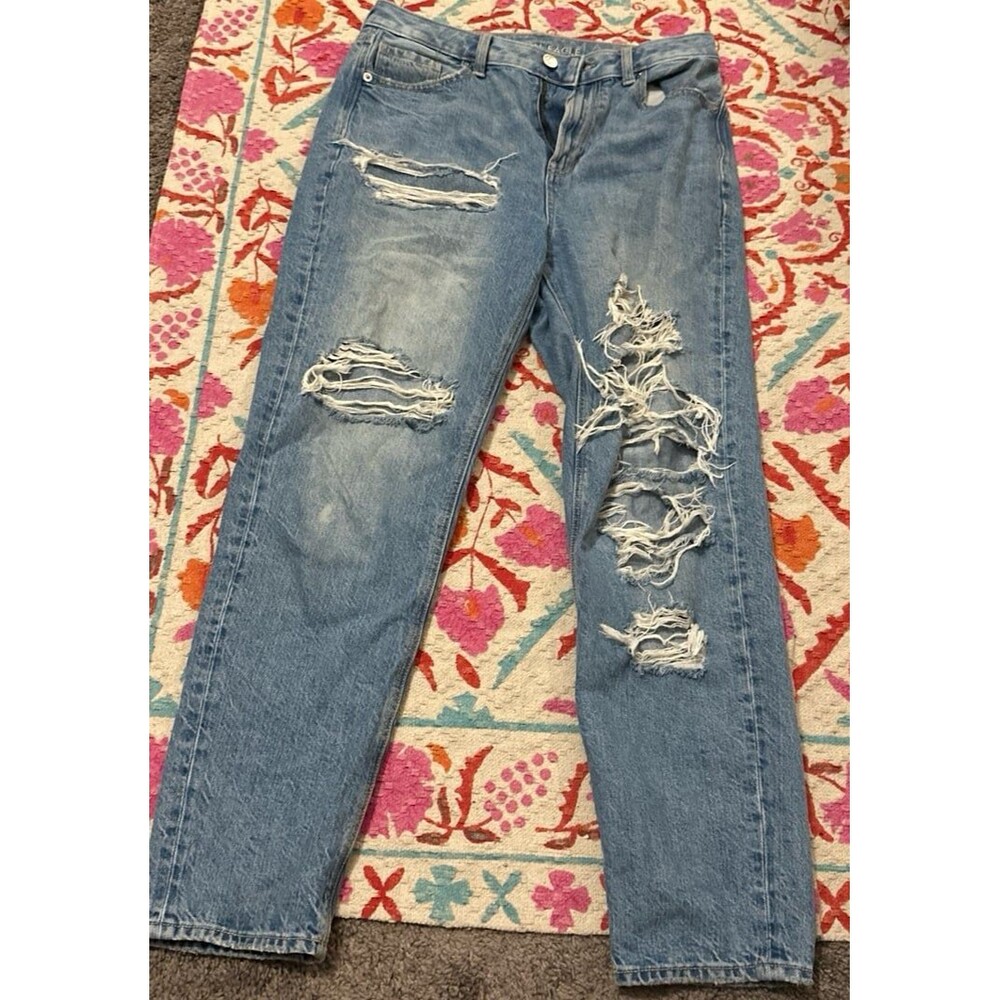 American eagle ripped jeans
